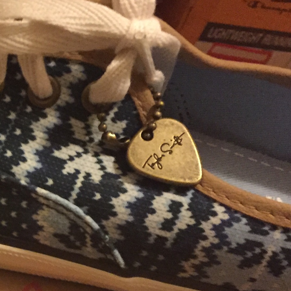 NIB Keds Taylor Swift sneakers with CHARM 2 colors